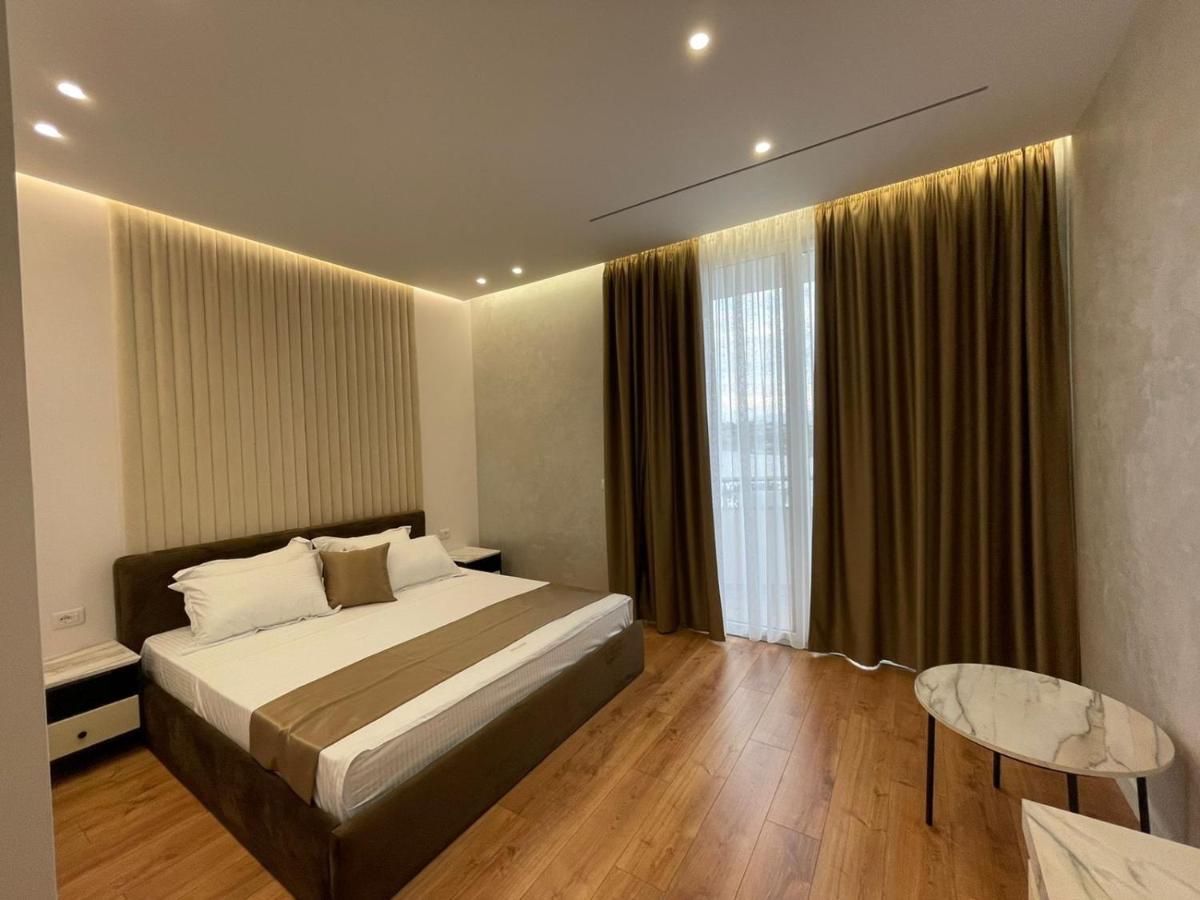 Ujvara Hotel Belsh