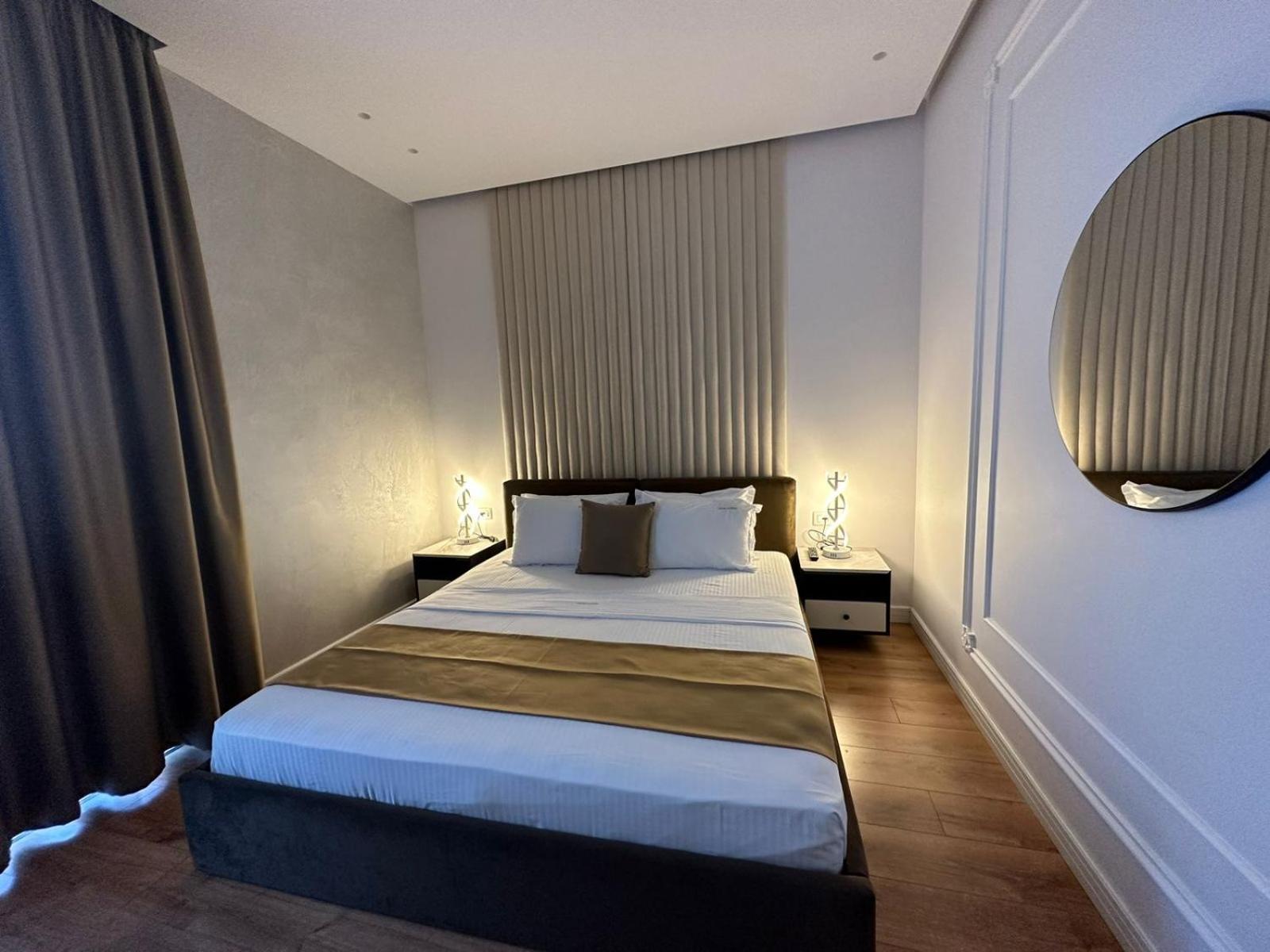 Ujvara Hotel Belsh